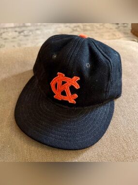 BASEBALL HAT – KANSAS CITY MONARCHS – EMBROIDERED LOGO